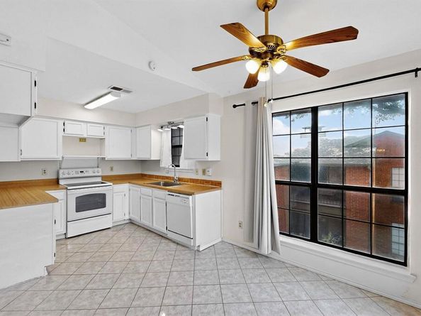 5909  Lake Hubbard Parkway  215, Garland Texas 75043