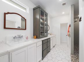 320  Eastwood Avenue , Fort Worth Texas 76107