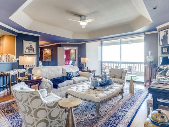 5909  Luther Lane  2104, Dallas Texas 75225