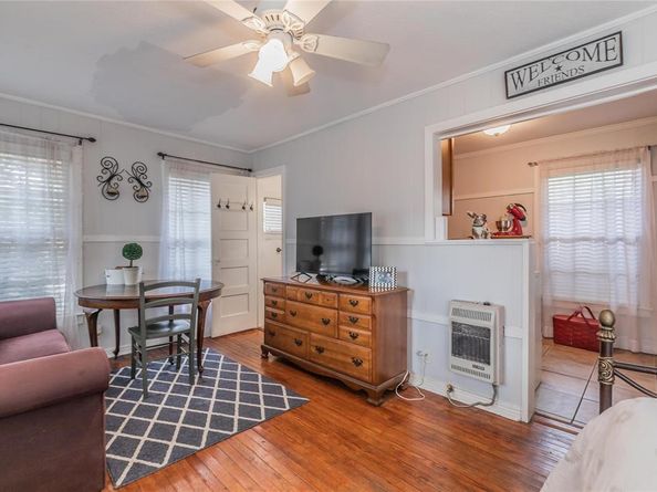 101  Lindenwood Drive , Fort Worth Texas 76107