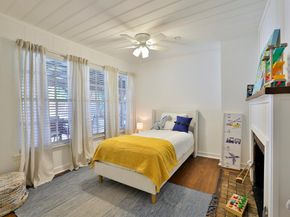 101  Lindenwood Drive , Fort Worth Texas 76107