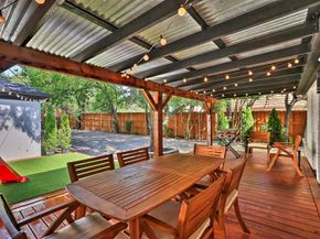 101  Lindenwood Drive , Fort Worth Texas 76107