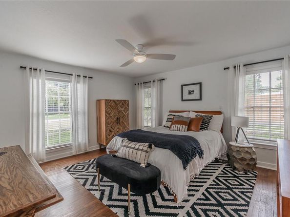 101  Lindenwood Drive , Fort Worth Texas 76107