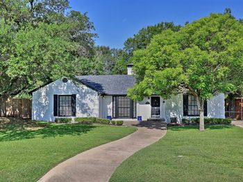 101  Lindenwood Drive 