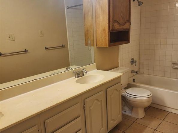 7102  Lo Chalmers Lane , Garland Texas 75043