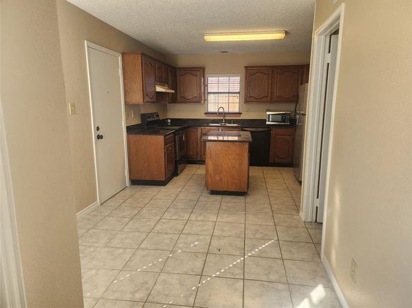 7102  Lo Chalmers Lane , Garland Texas 75043