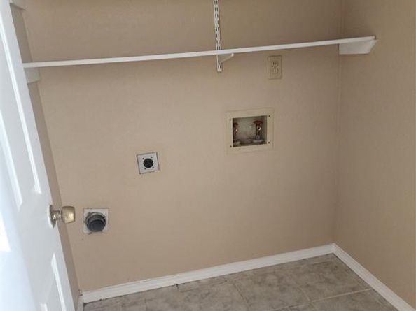 7102  Lo Chalmers Lane , Garland Texas 75043