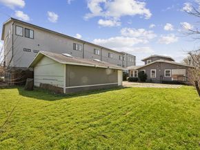 1906  Moser Avenue , Dallas Texas 75206