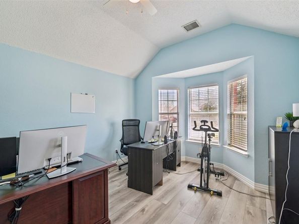 6003  Vista Park Lane , Sachse Texas 75048