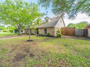 806  Rivercrest Boulevard , Allen Texas 75002