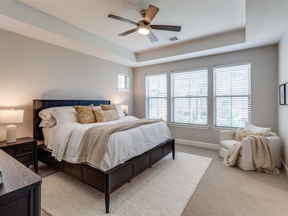 1163  Manacor Lane , Dallas Texas 75212