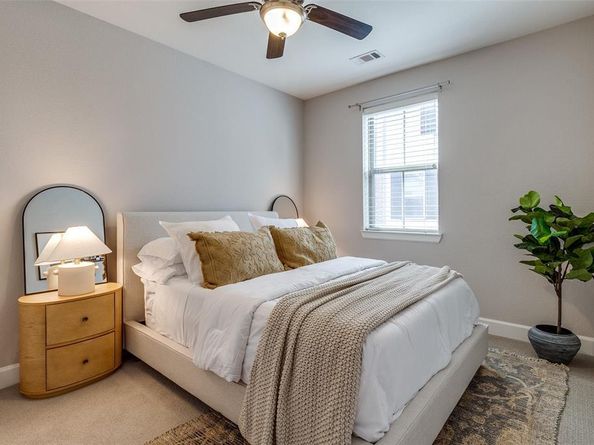 1163  Manacor Lane , Dallas Texas 75212