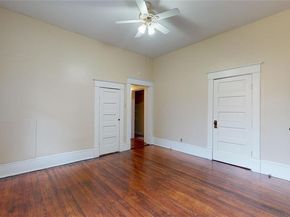 512 S Brighton Avenue , Dallas Texas 75208