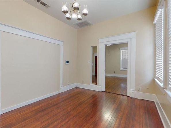 512 S Brighton Avenue , Dallas Texas 75208