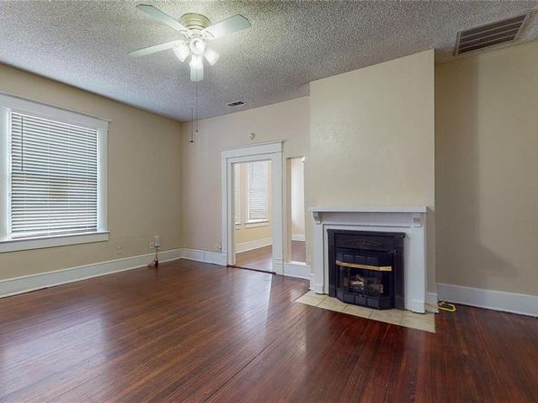 512 S Brighton Avenue , Dallas Texas 75208