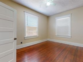 512 S Brighton Avenue , Dallas Texas 75208