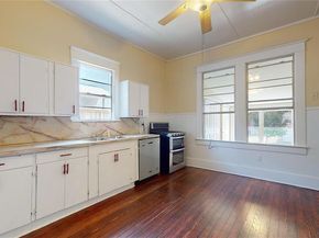 512 S Brighton Avenue , Dallas Texas 75208