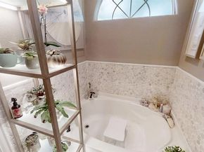 1902  Lea Crest Drive , Dallas Texas 75216