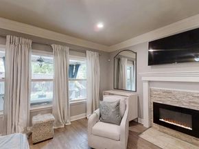 1902  Lea Crest Drive , Dallas Texas 75216