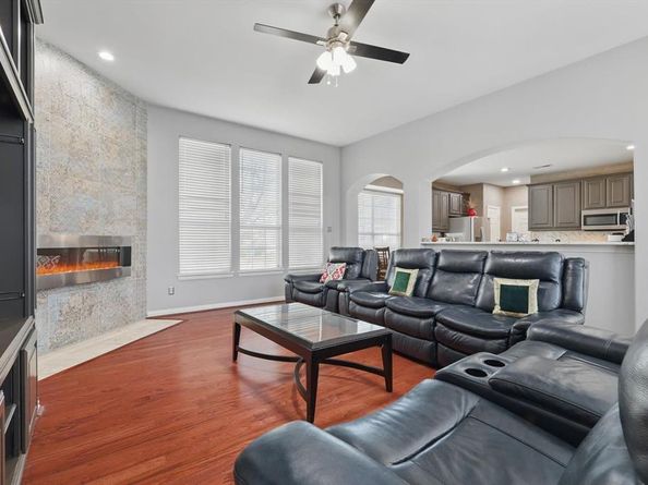 8708  Rugby Road , Irving Texas 75063