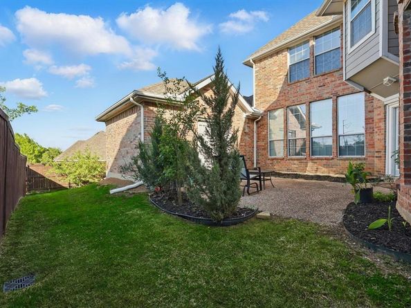 8708  Rugby Road , Irving Texas 75063