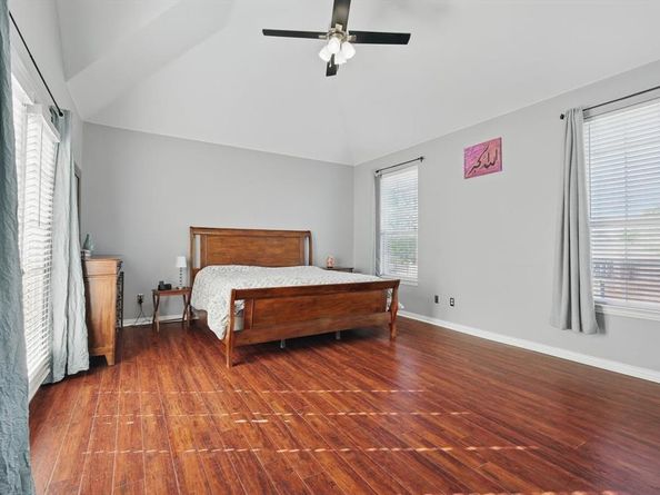 8708  Rugby Road , Irving Texas 75063