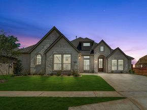 817  Turnbull Avenue , Fort Worth Texas 76247