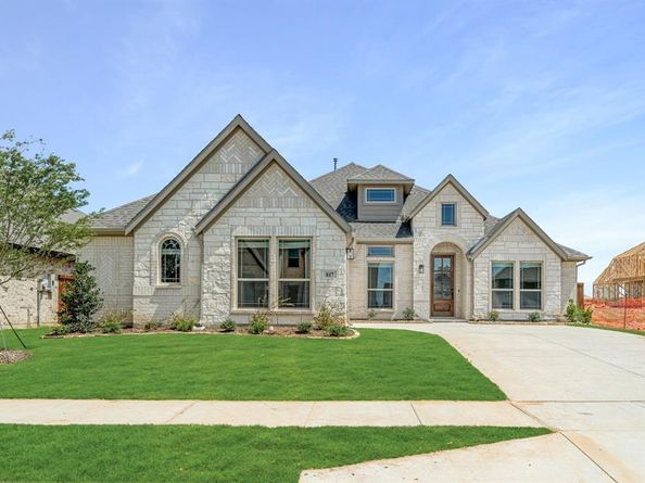 817  Turnbull Avenue , Fort Worth Texas 76247