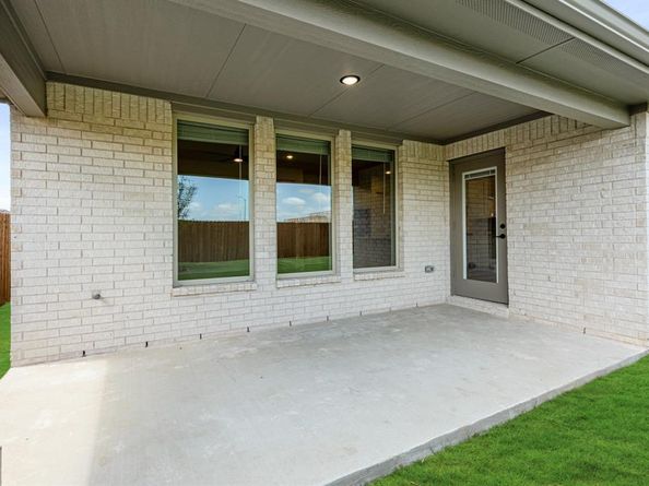 817  Turnbull Avenue , Fort Worth Texas 76247
