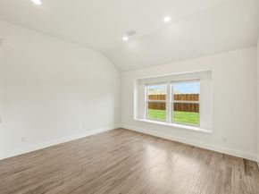 817  Turnbull Avenue , Fort Worth Texas 76247
