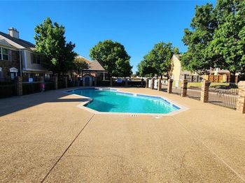 625  Carriagehouse  