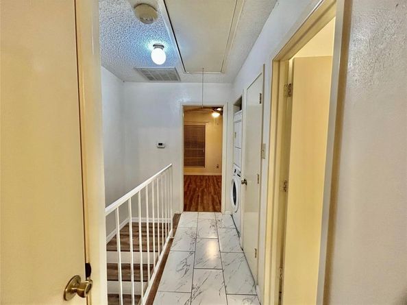 625  Carriagehouse   G 1, Garland Texas 75040