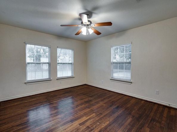 1129  Cleckler Avenue , Fort Worth Texas 76111