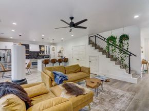 203 S Cockrell Hill Road , Cockrell Hill Texas 75211