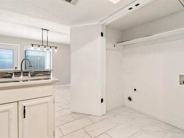 9640  Bryson Drive  9640, Dallas Texas 75238