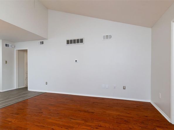 2835  Keller Springs Road  902, Carrollton Texas 75006