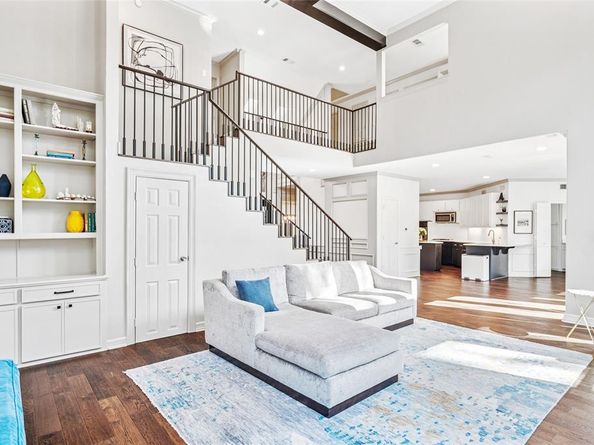 6535  Barkwood Lane , Dallas Texas 75248