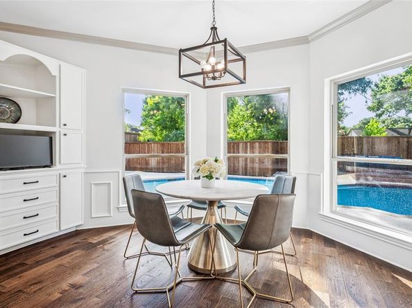 6535  Barkwood Lane , Dallas Texas 75248