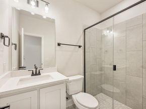 1233  Winona Street , DeSoto Texas 75115
