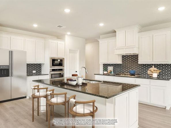 1233  Winona Street , DeSoto Texas 75115