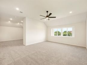 1233  Winona Street , DeSoto Texas 75115