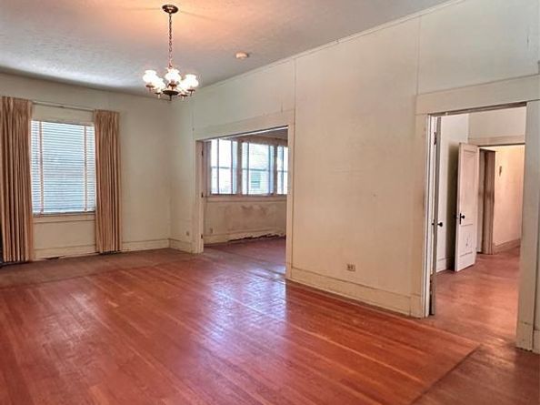 318 S Montclair Avenue , Dallas Texas 75208