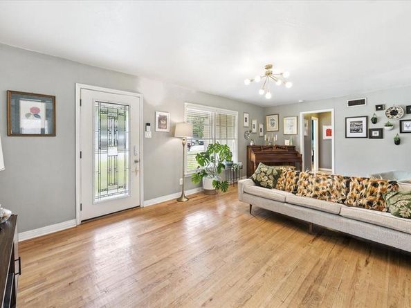 3821  Willomet Avenue , Fort Worth Texas 76133