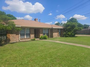 432  Larchbrook Drive 