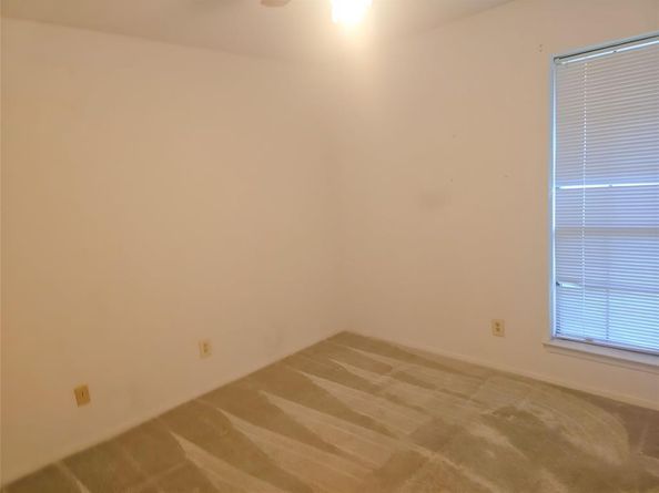 432  Larchbrook Drive , Garland Texas 75043