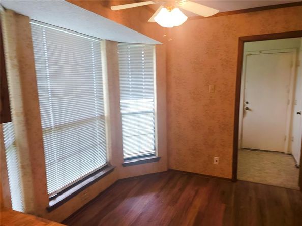 432  Larchbrook Drive , Garland Texas 75043