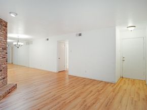 15221  Berry   1005, Dallas Texas 75248