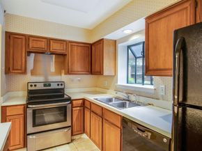 15221  Berry   1005, Dallas Texas 75248