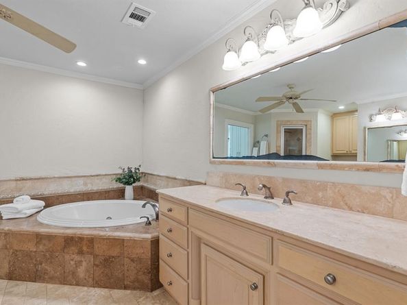 2523  Anglers Drive , Grapevine Texas 76051