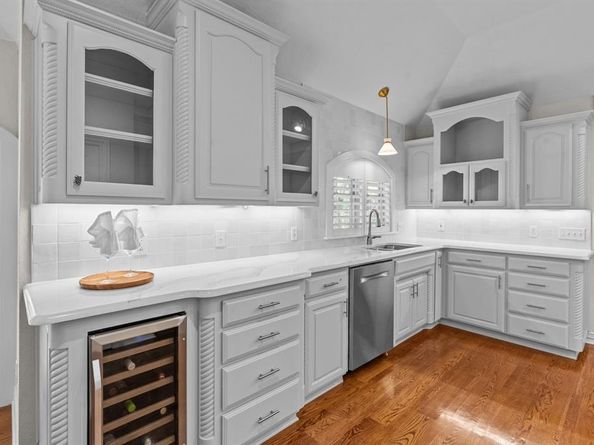 2523  Anglers Drive , Grapevine Texas 76051